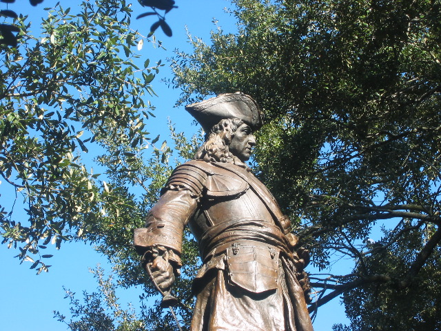 Savannah statue